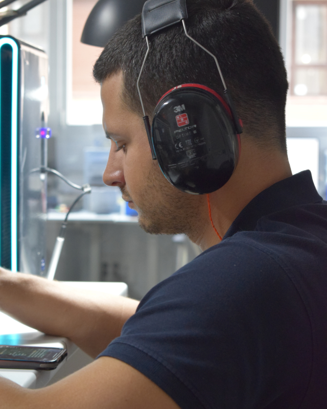 RealCAD laboratorio dental bilbao