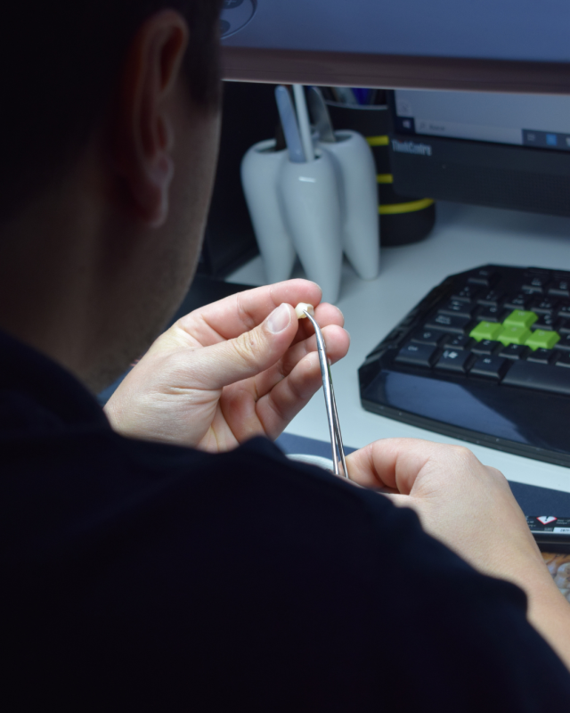 RealCAD laboratorio dental bilbao